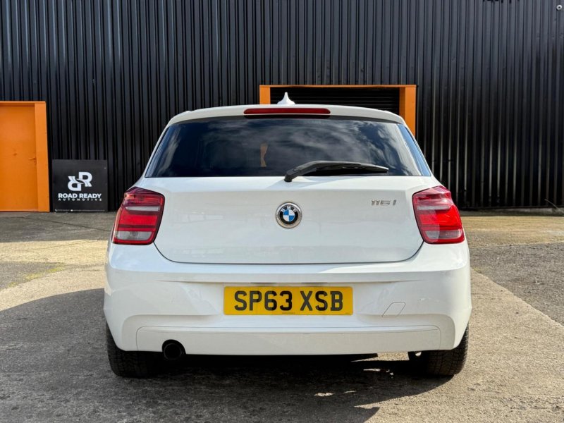 BMW 1 SERIES