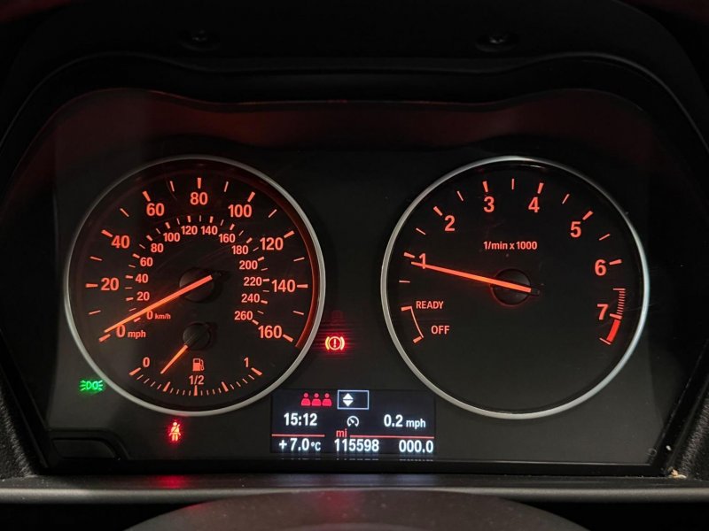 BMW 1 SERIES