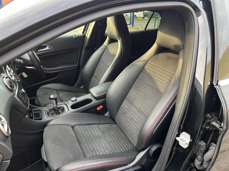 MERCEDES-BENZ GLA CLASS