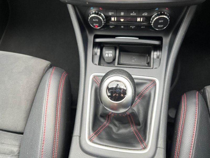 MERCEDES-BENZ GLA CLASS