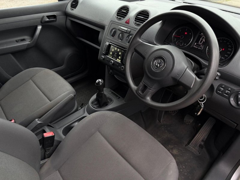 VOLKSWAGEN CADDY MAXI
